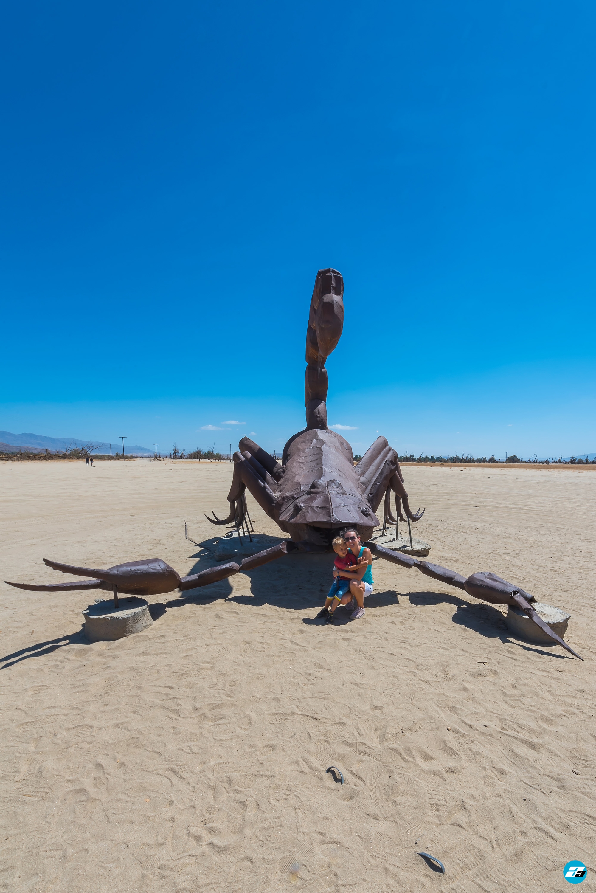 Anza-Borrego Desert, California, USA. Scorpion Statue. Ricardo Breceda Sculptures. Mother and Child. Family adventure.
