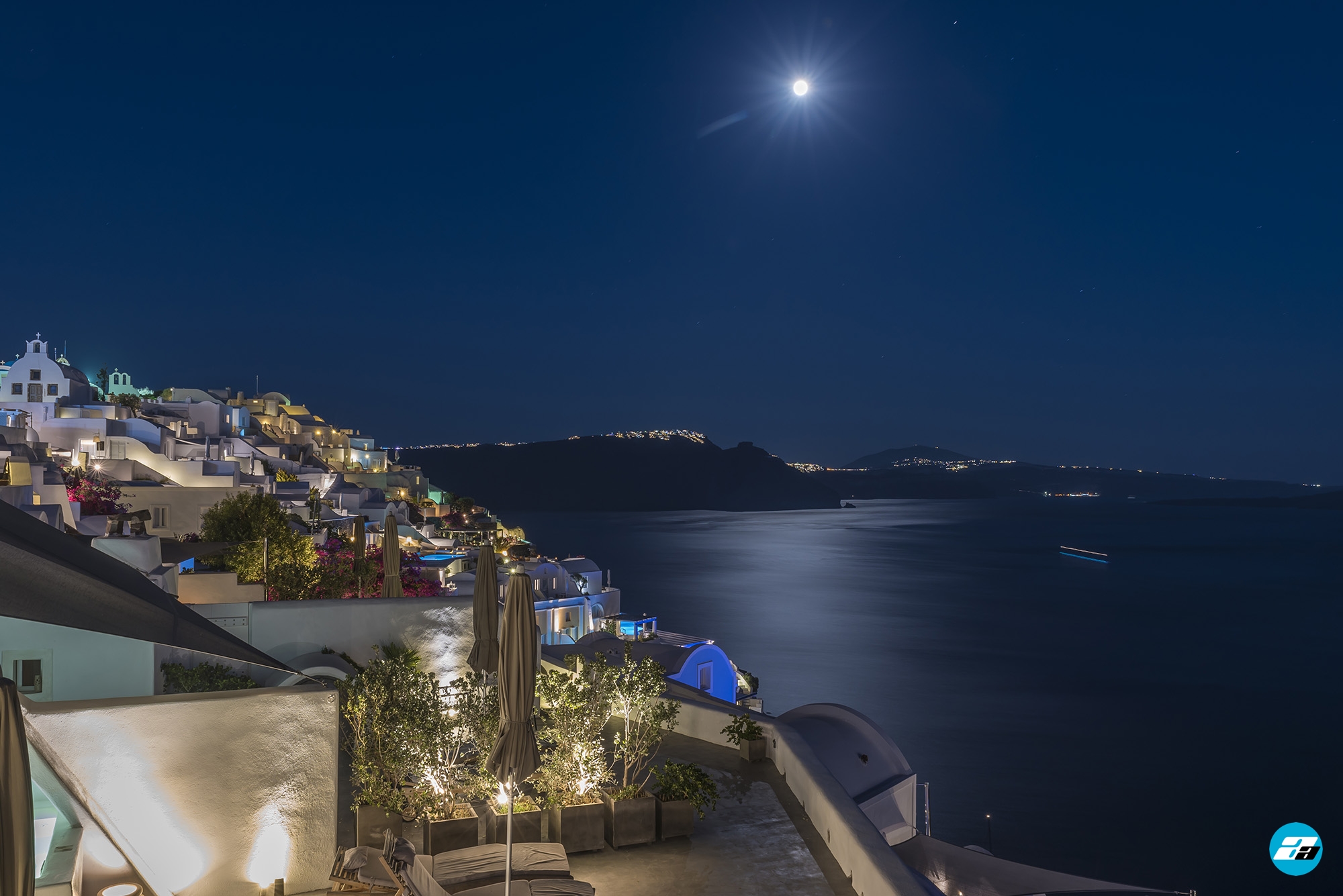 Oia, Santorini, Greece. Santorini Travel. Oia at night. Santorini at night